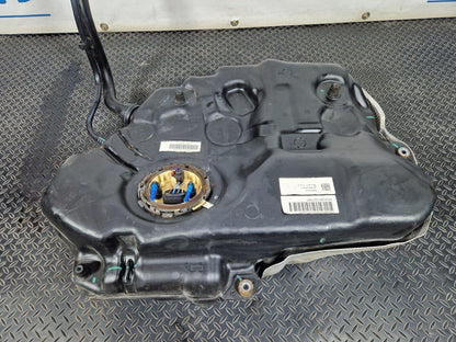 16-19 AUDI A4 B9 GENUINE DIESEL ENGINE FUEL TANK WITH PUMP  8W0201021BP
