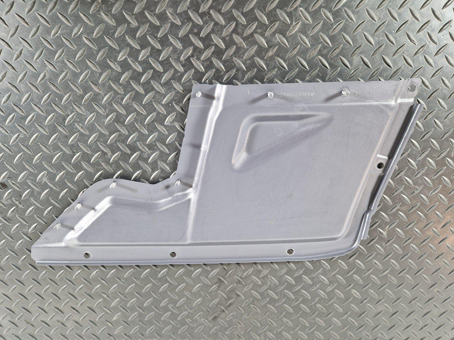 2018-ON MERCEDES SPRINTER W907 RIGH UPPER PARTITION WALL PANEL COVER A9067100324