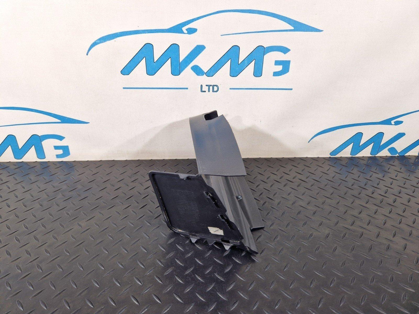 10-13 BMW X5 E70 LCI FRONT RIGHT O/S BRAKE AIR DUCT COVER 8048772