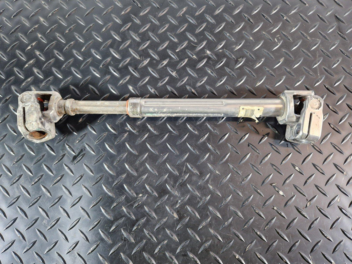11-19 MERCEDES BENZ GLE500 W166 GENUINE STEERING COLUMN SHAFT JOINT A1664600610