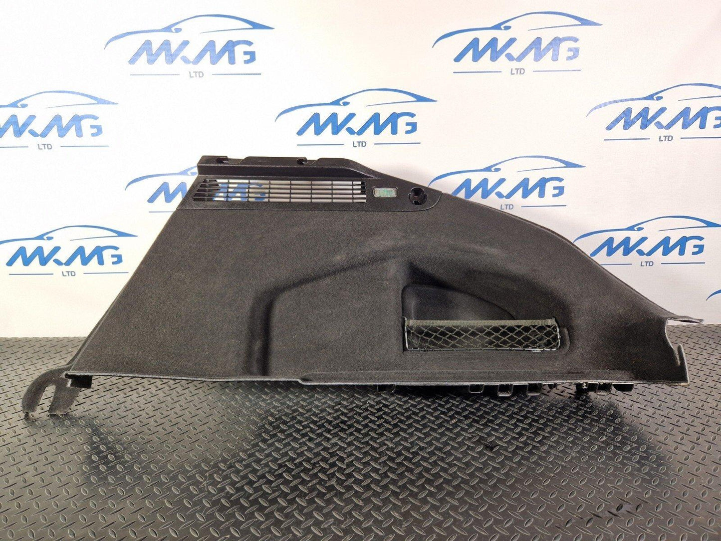 15-18 AUDI A7 4G OEM REAR RIGHT TAILGATE BOOT TRIM PANEL 4G8863888
