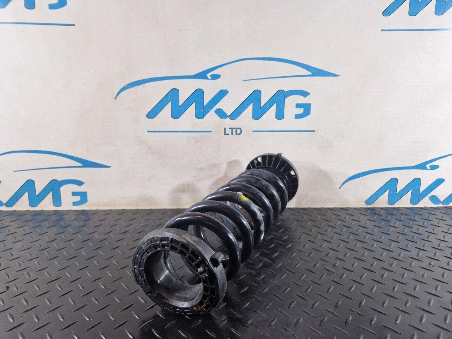 16-22 MERCEDES BENZ X253 16-22 MERCEDES BENZ X253 GENUINE REAR COIL SPRING