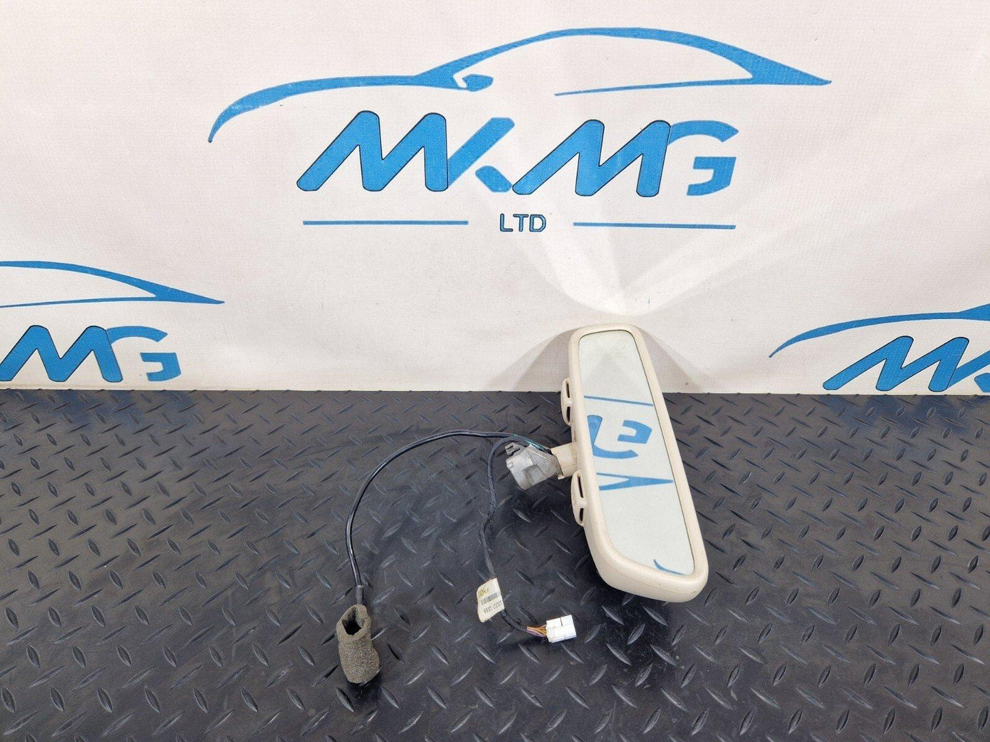 14-21 MERCEDES-BENZ C250D W205 GENUINE OEM INTERIOR REAR VIEW MIRROR A2228100217