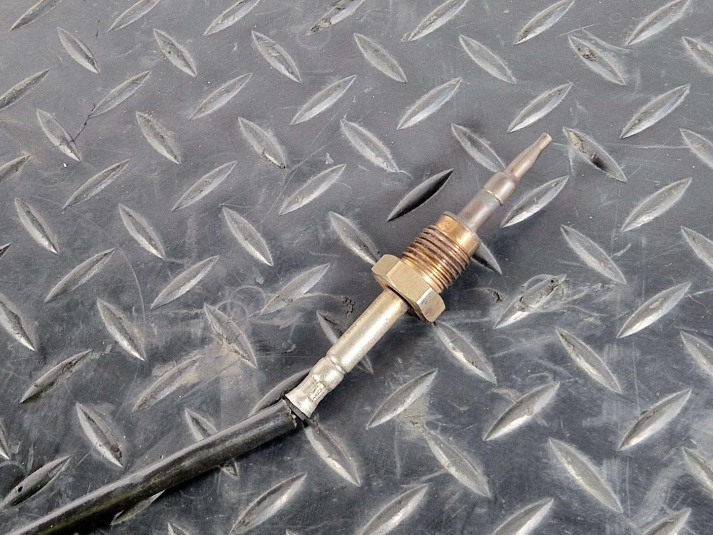 16-19 AUDI A4 B9 2.0 TDI DEU DIESEL EXHAUST GAS TEMPERATURE SENSOR 8W0906088F