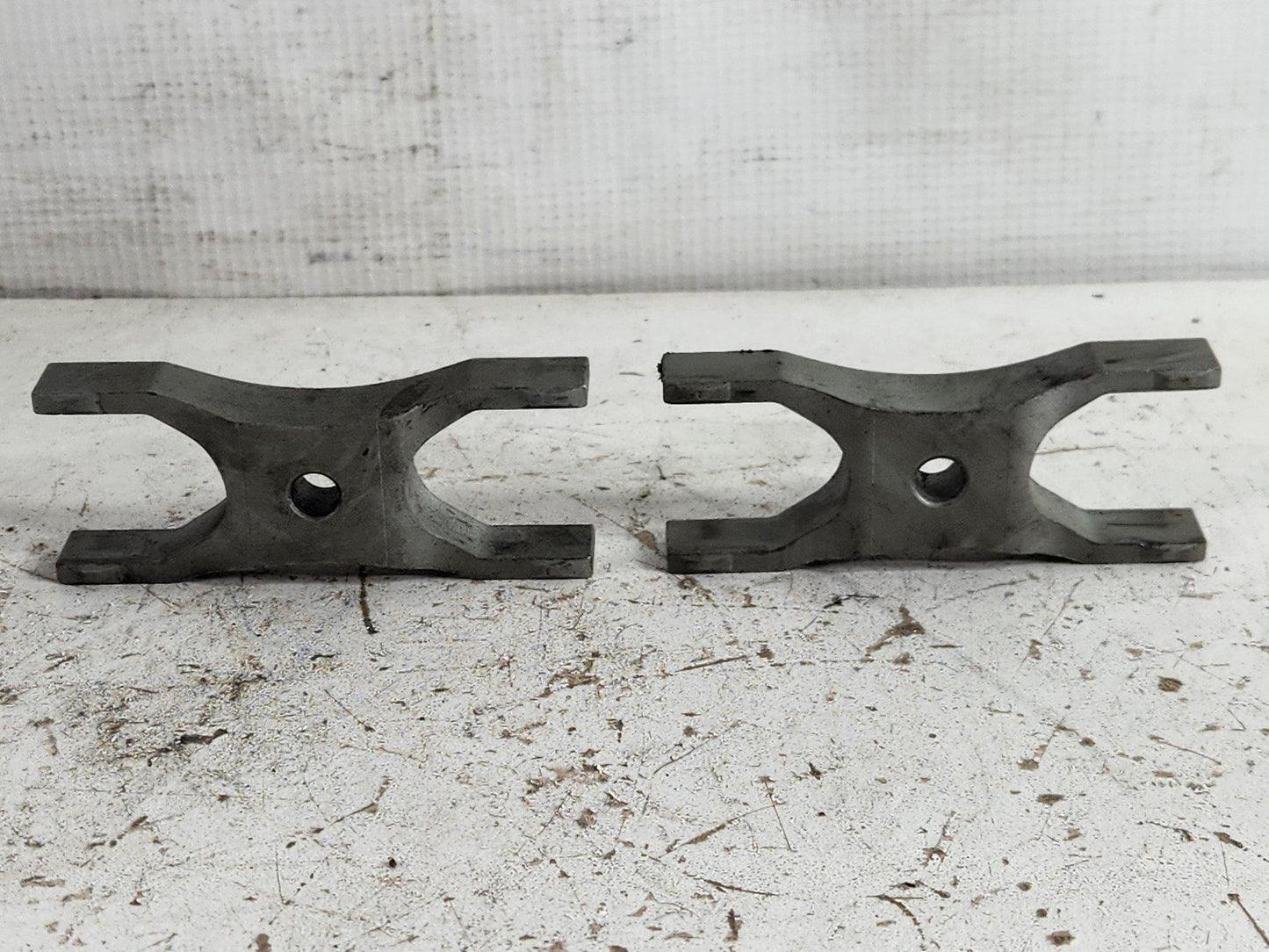 Volkswagen Golf Genuine Fuel Injector Clamps X2 04L216A