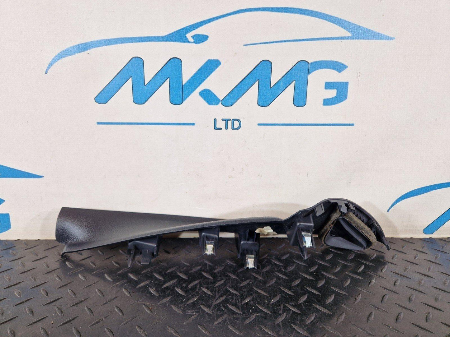 14-23 MERCEDES VITO W447 GENUINE OEM LEFT DASHBOARD SIDE PANEL COVER A4476890637