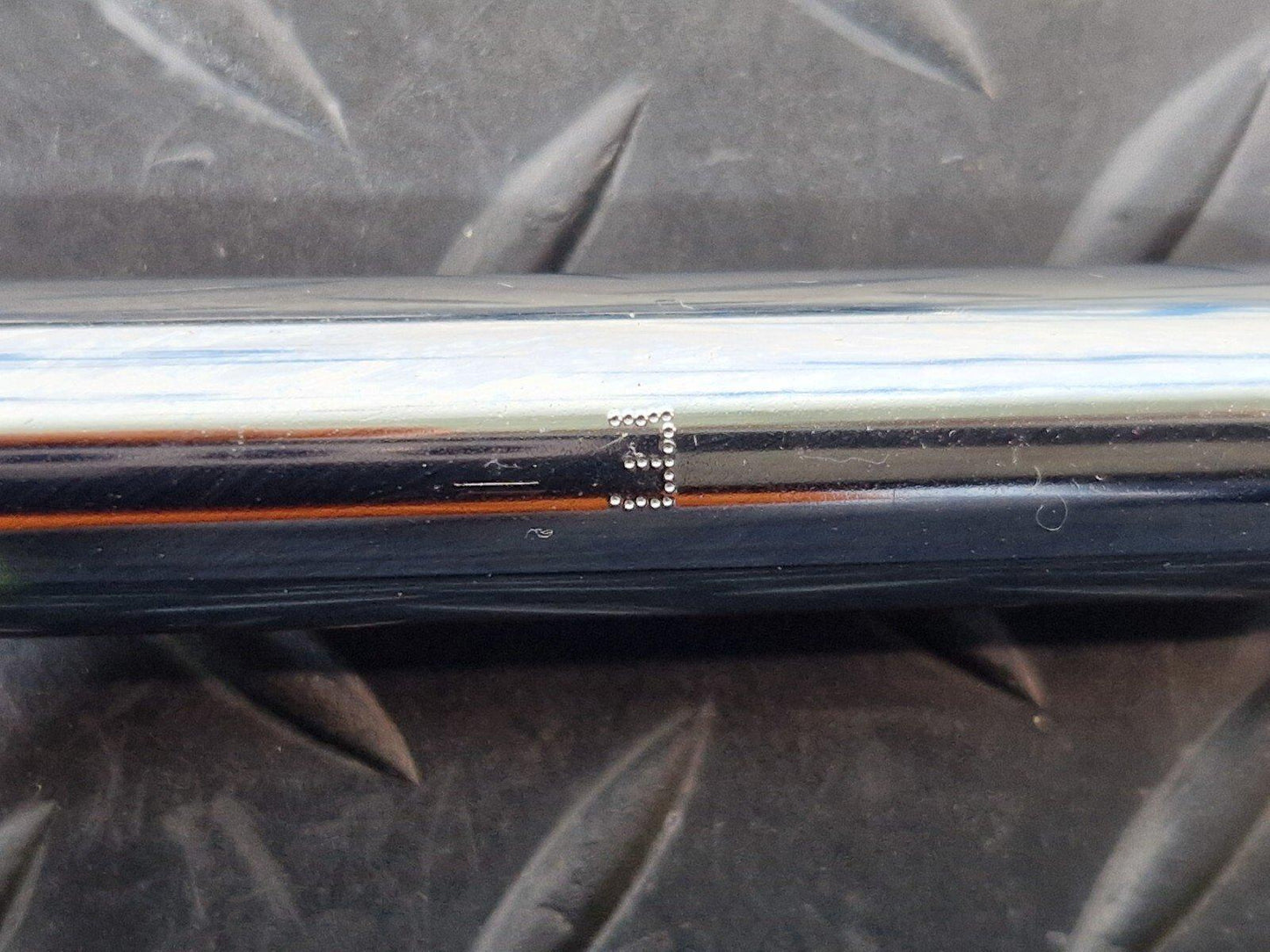 14-21 MERCEDES BENZ C200 W205  GENUINE REAR NS/OS SEAT BLACK LEATHER HEADREST