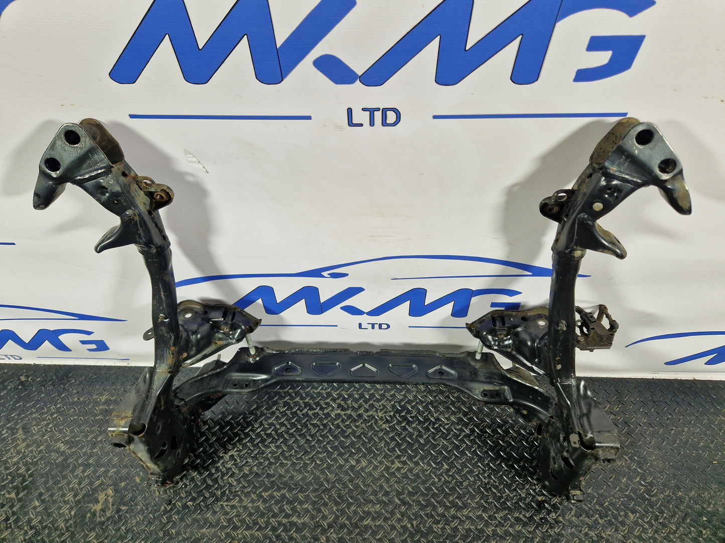 Audi A6 Allroad C7 Rear Sunframe 4G0505235AD 4H0399138 4H0399135