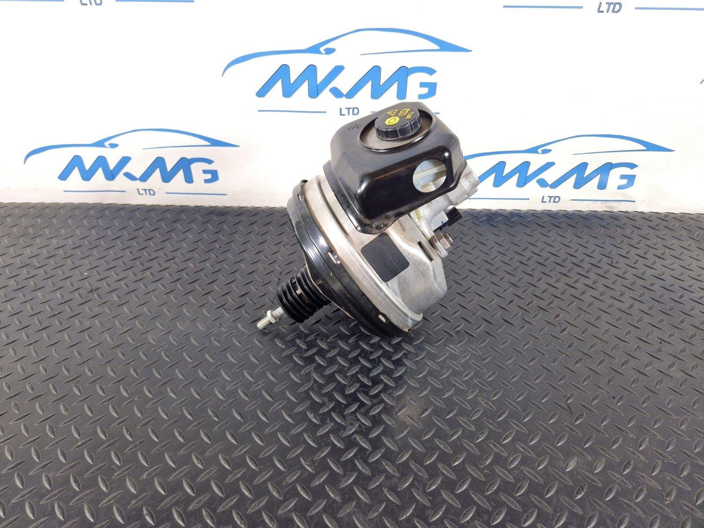 17-24 AUDI S5 F5 CWGD GENUINE S-LINE BRAKE SERVO MASTER CYLINDER 8W0612103B