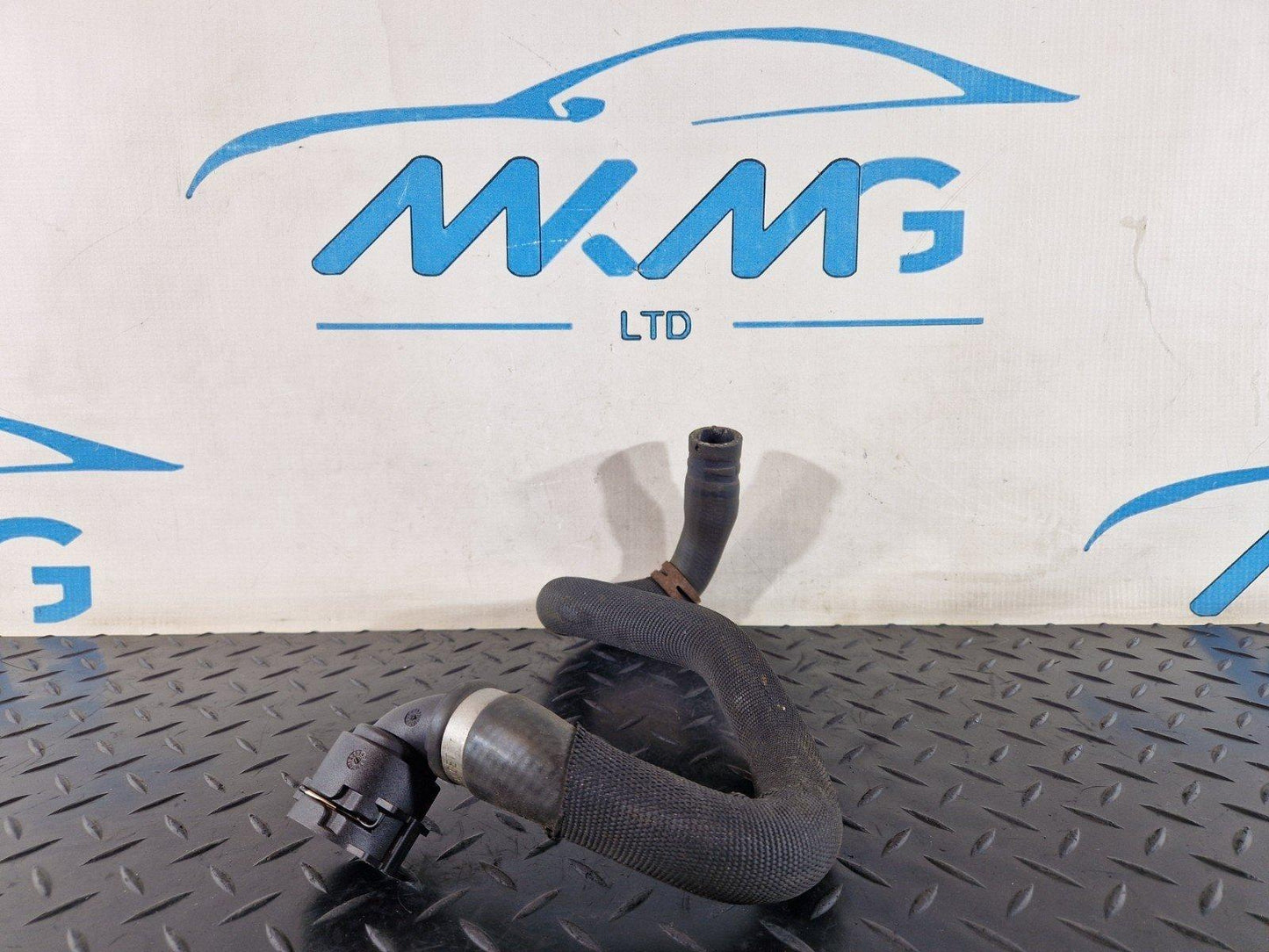 11-18 BMW 6 SERIES F13 GENUINE ENGINE COOLANT HOSE PIPE 6982171