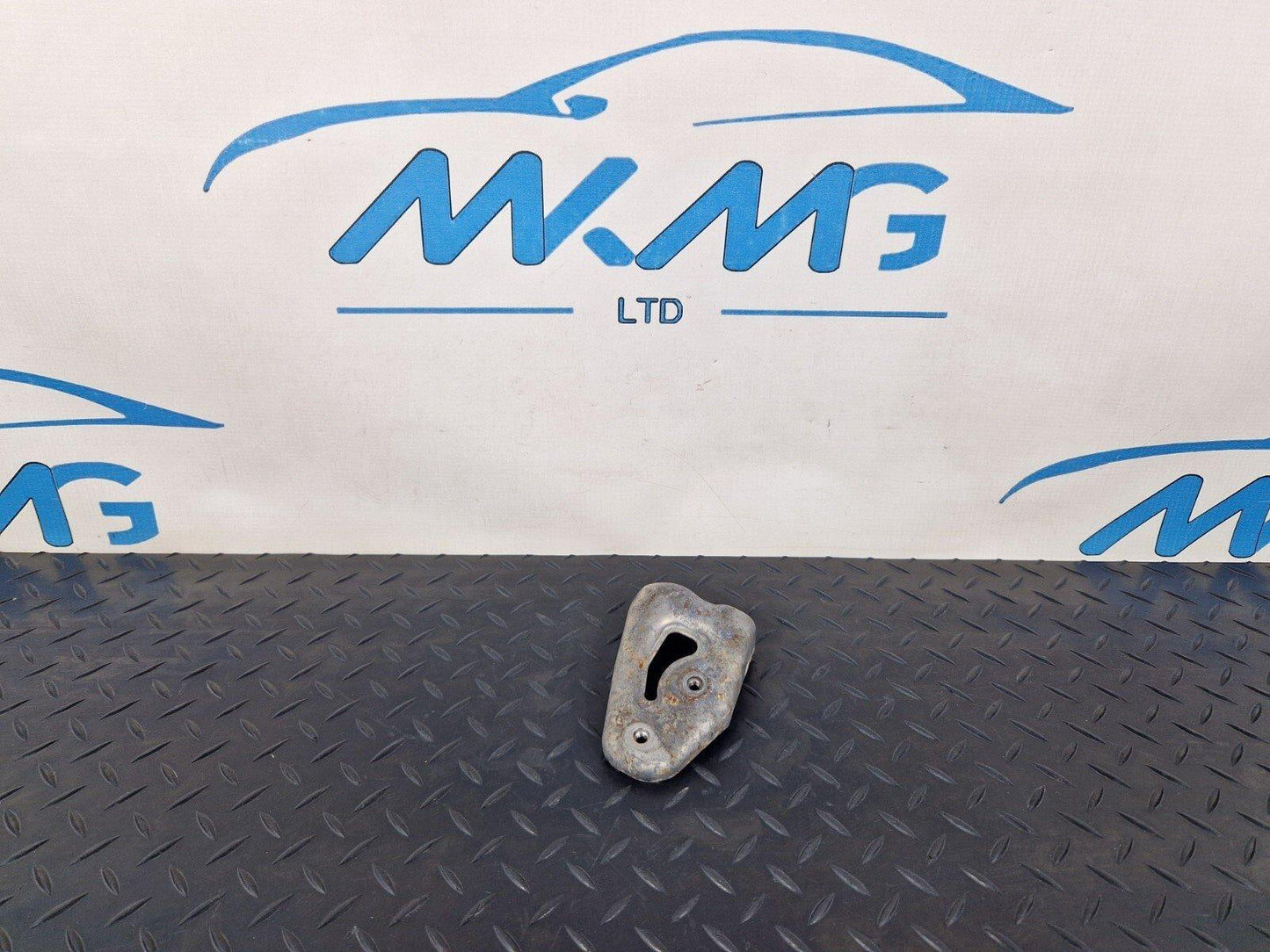 18-ON MERCEDES BENZ SPRINTER W907 AIR FILTER BRACKET MOUNT HOLDER A6510941341