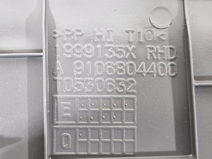 Mercedes-Benz    Unknown Part Type A9106804400