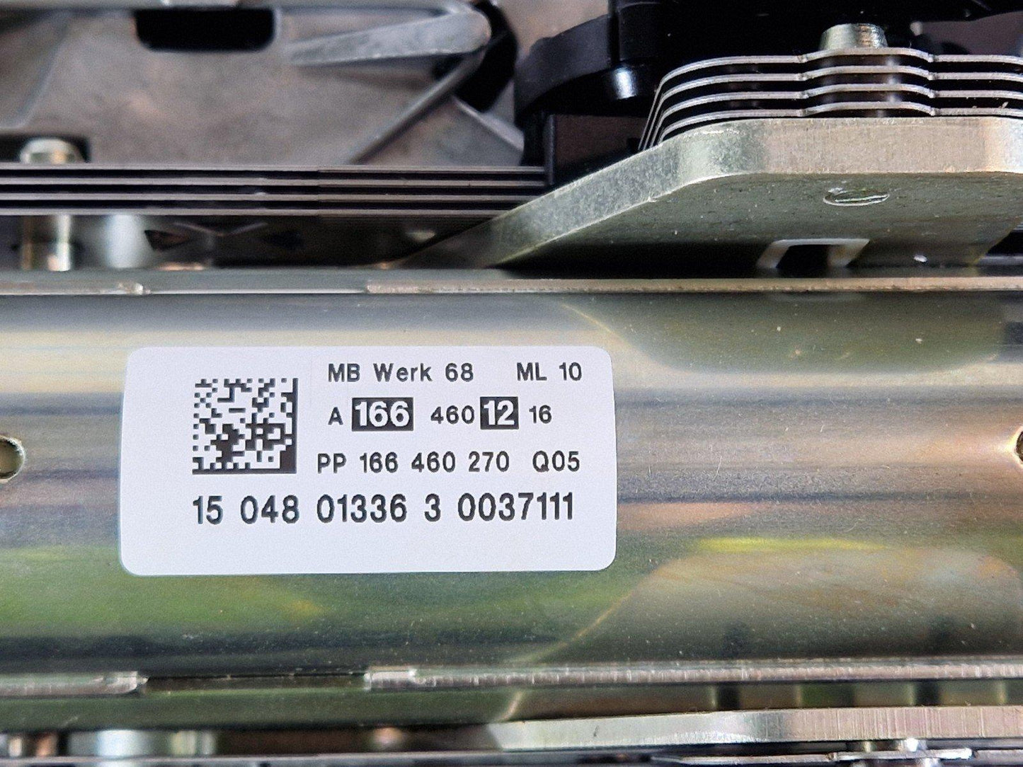 11-19 MERCEDES BENZ ML W166 GENUINE STEERING COLUMN A1664601216