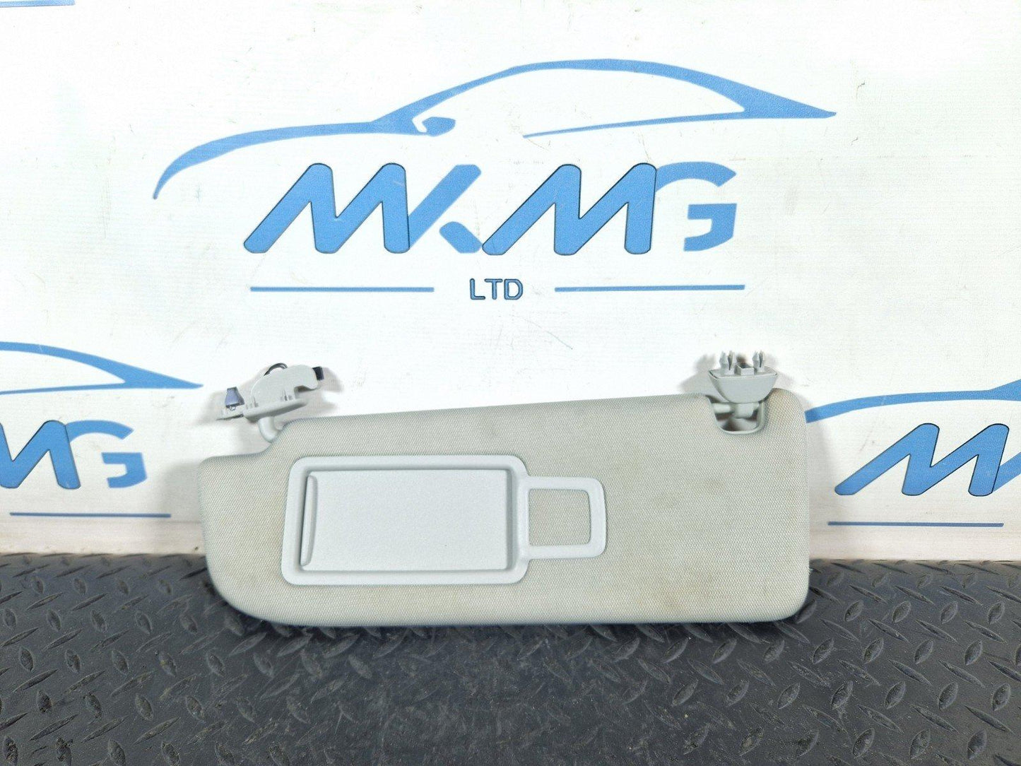 12-18 AUDI A6 C7 SUN VISOR MIRROR PANEL SUNVISOR LEFT N/S 4G0857551