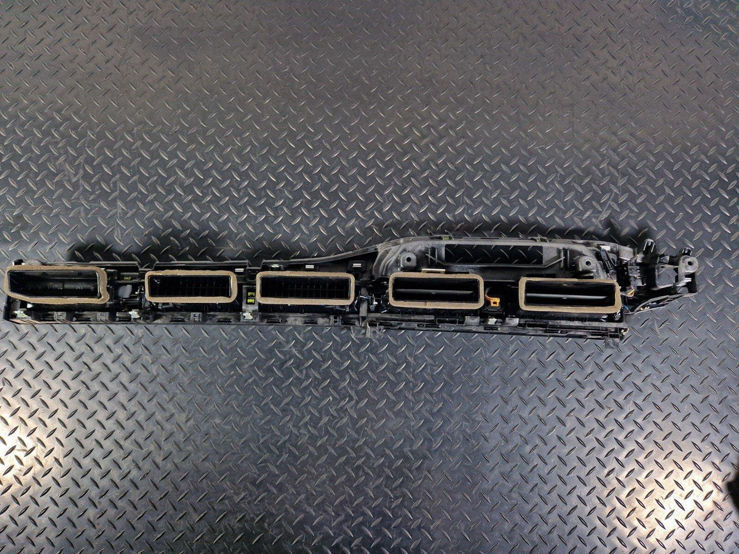16-23 AUDI A5 F5 S-LINE DASHBOARD AIR VENTS TRIM 8W2820902 8W0971659B