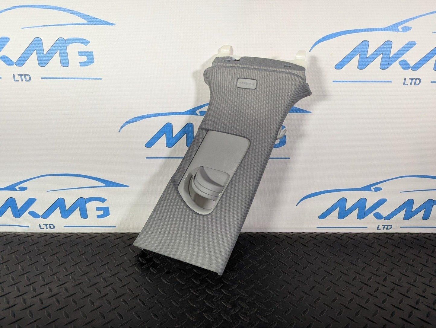 16-19 AUDI A4 B9 GENUINE RIGHT DRIVER SIDE B-PILLAR TRIM COVER 8W0867244
