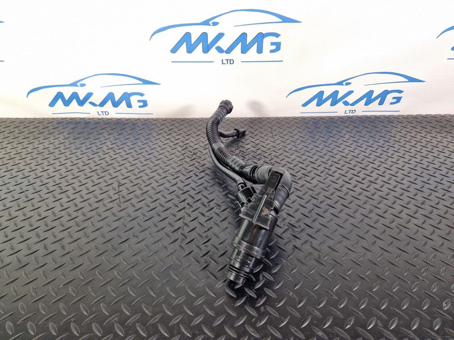 18-ON MERCEDES BENZ A CLASS W177 OEM ADBLUE FILLER NECK PIPE HOSE A1774703300