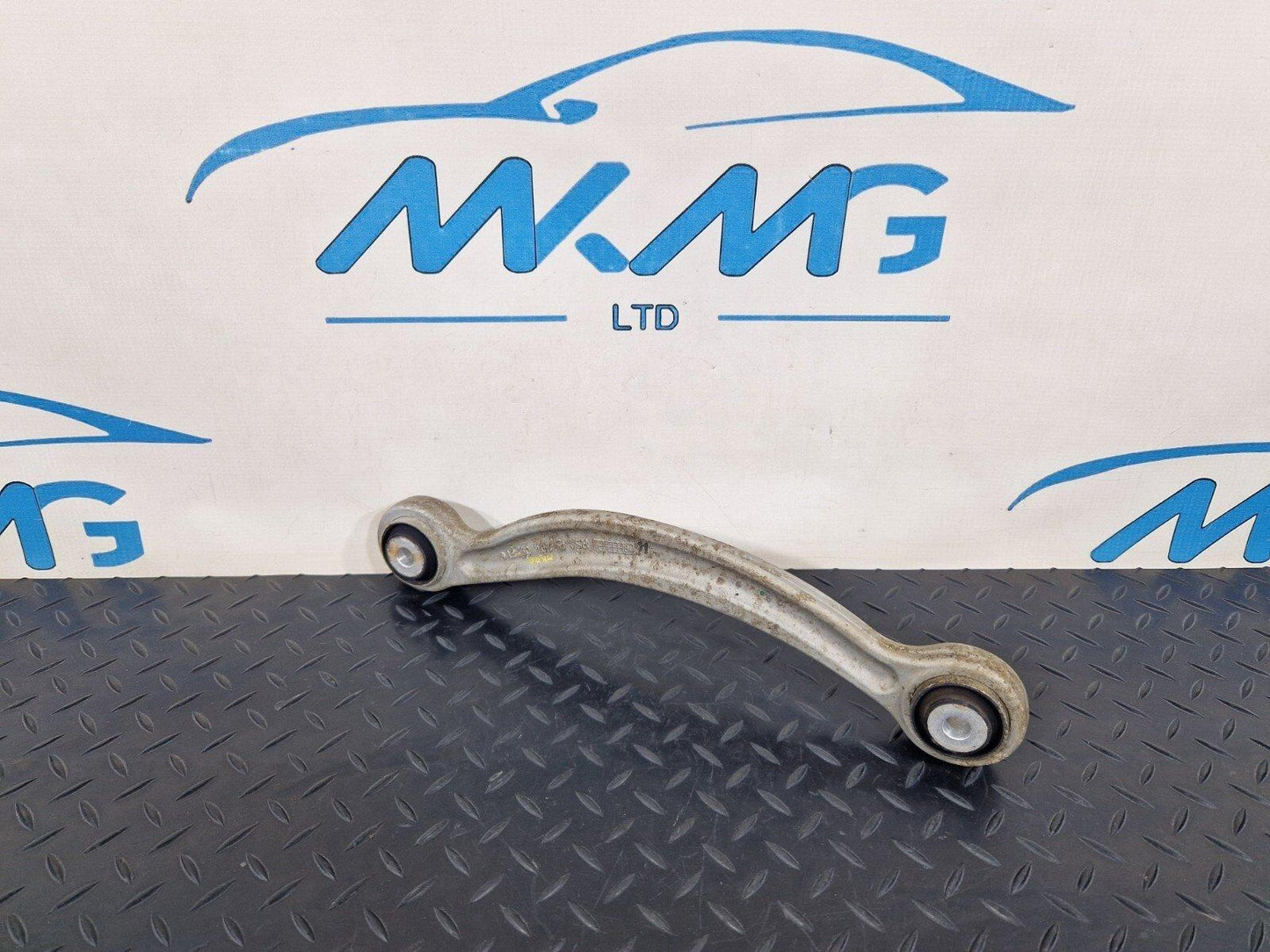 14-21 MERCEDES BENZ C200d W205 REAR RIGHT O/S WISHBONE CONTROL ARM A2043502206