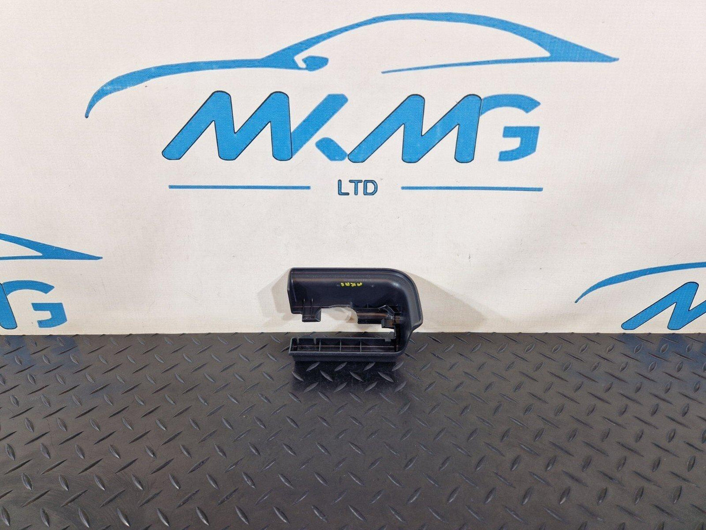 13-19 MERCEDES CLA C117 AMG FRONT SEAT RIGHT GUIDE RAIL COVER TRIM A1769192000
