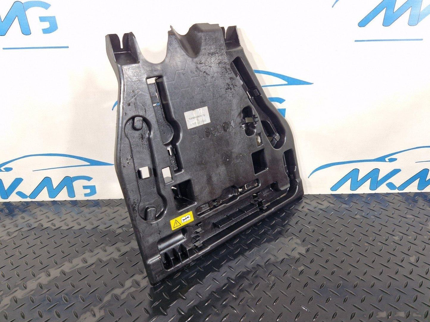 18-ON MERCEDES BENZ SPRINTER W907 2.2 CDI OEM STORAGE COMPARTMENT A9075460900