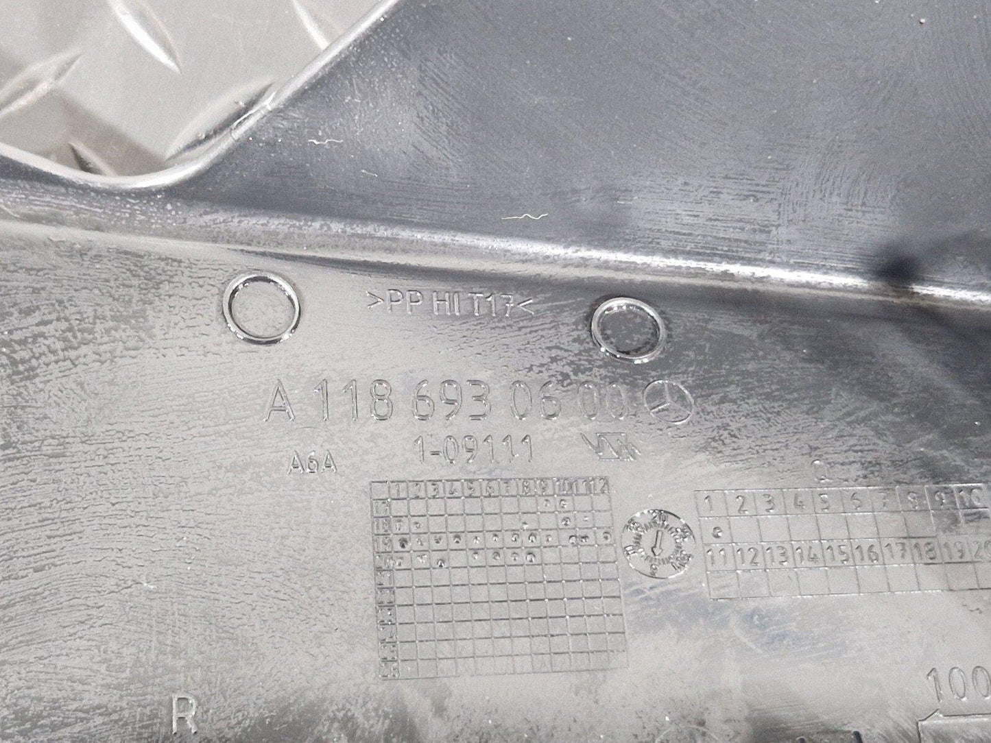 19-ON MERCEDES CLA C118 REAR RIGHT TRUNK BOOT TRIM COVER A1186930600