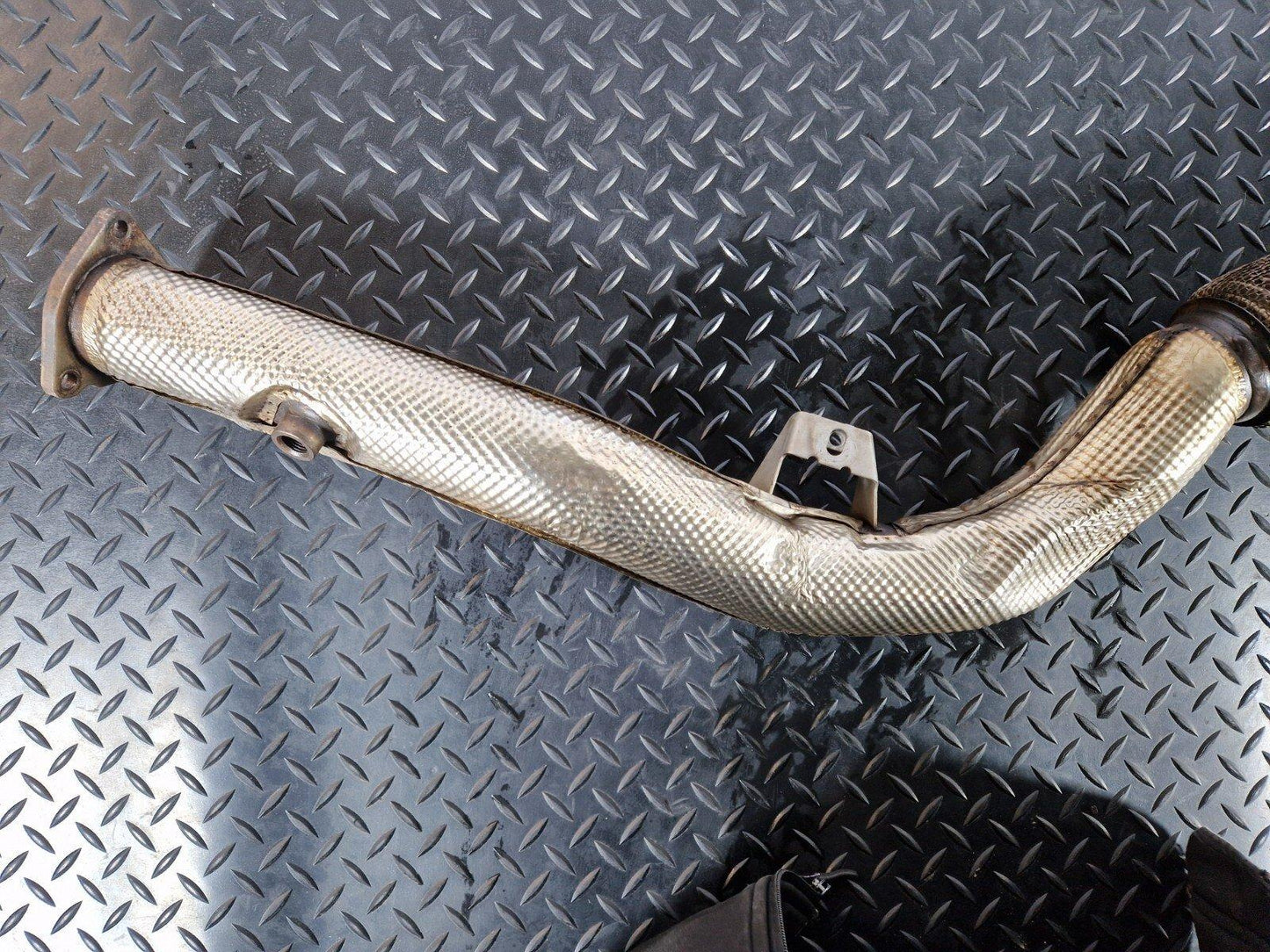 12-18 AUDI A6 C7 EXHAUST DOWN FLEXI PIPE 4G0253350G