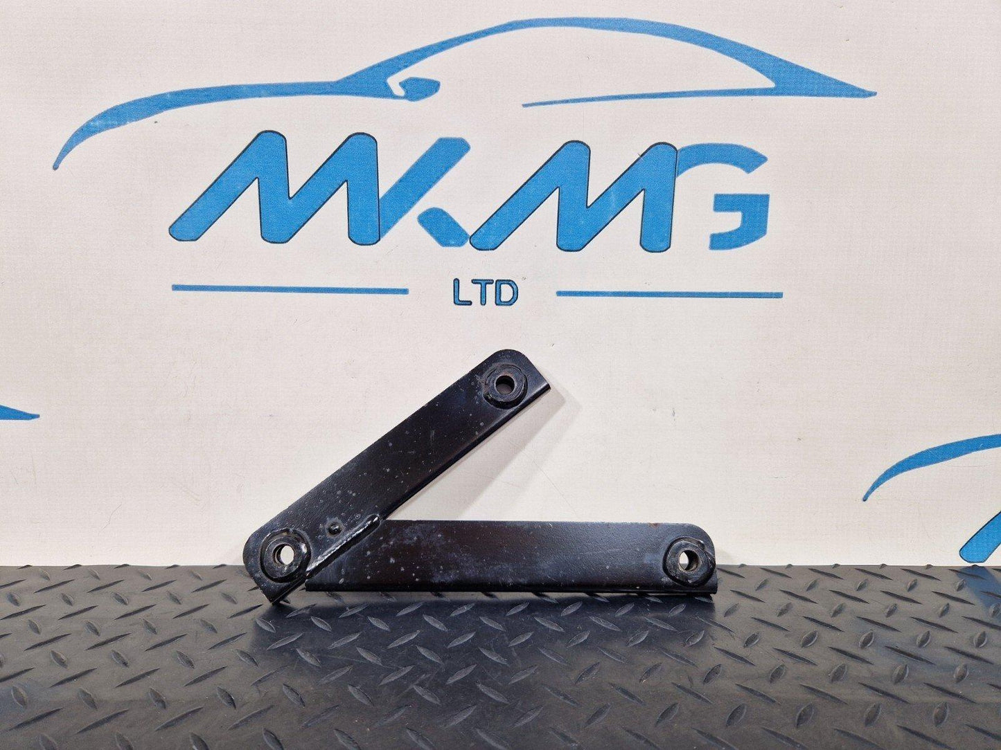 14-23 MERCEDES BENZ VITO W447 GENUINE FRONT AXLE CARRIER STRUT A4476200085