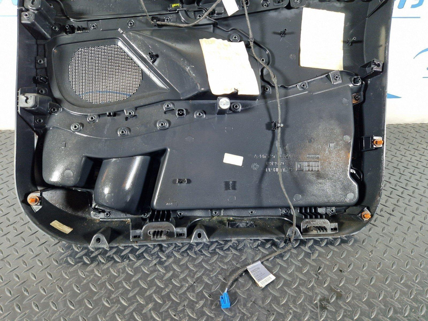 14-23 MERCEDES VITO W447 GENUINE FRONT LEFT N/S DOOR CARD PANEL A4477271778