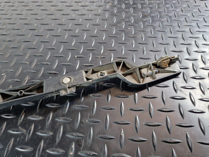 10-18 VW TOUAREG 7P GENUINE REAR BUMPER ADAPTER 7P6802657