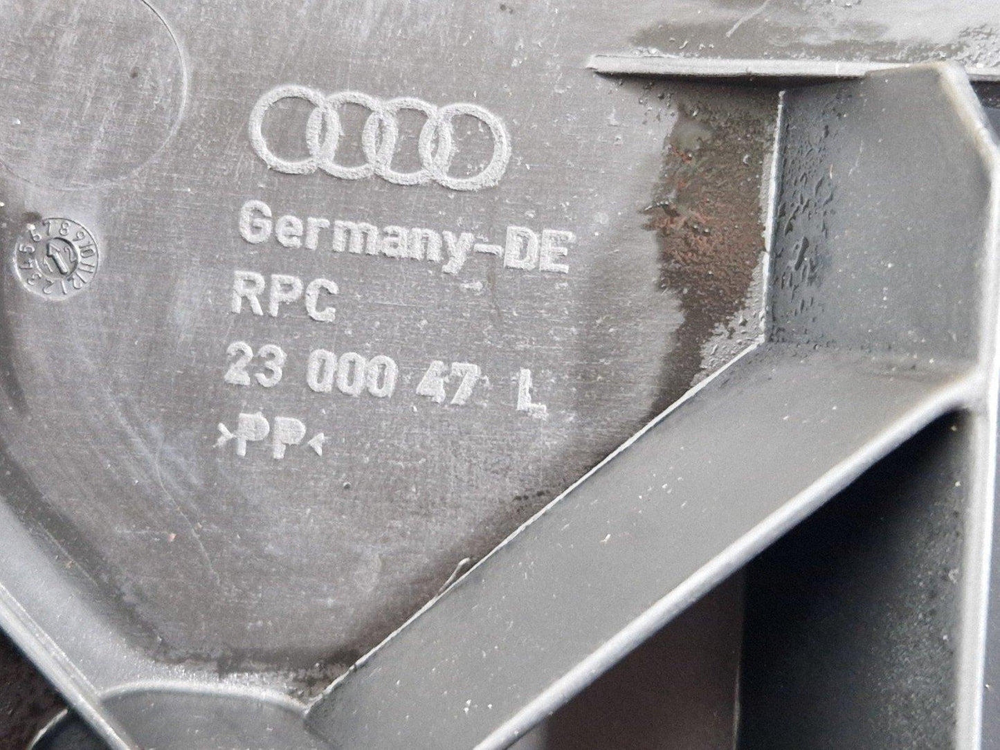 10-18 AUDI A7 4G S-LINE GENUINE REAR SEAT BACK BOLSTERS 4G085703A