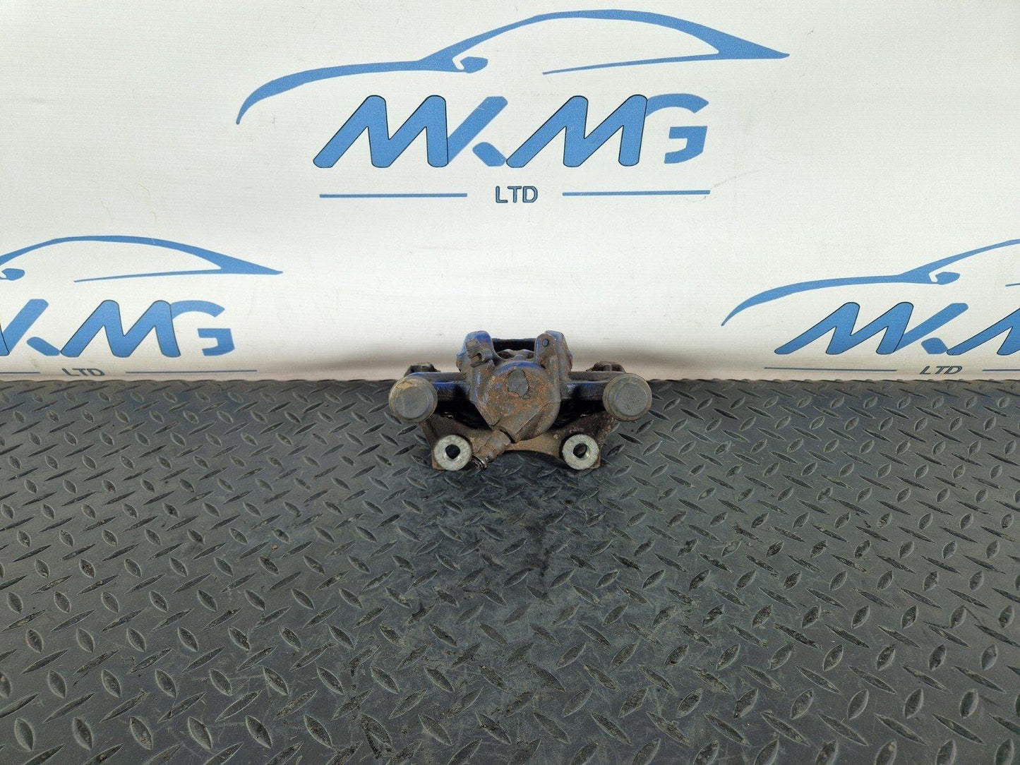 14-23 MERCEDES BENZ VITO W447 GENUINE REAR DRIVERS RIGHT BRAKE CALIPER