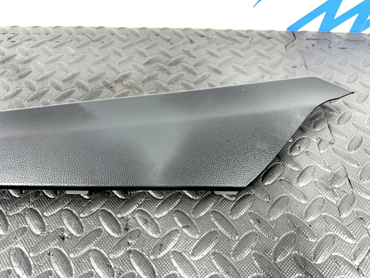 16-19 AUDI A4 B9 AVANT GENUINE LEFT PASSENGER SIDE CENTRE CONSOLE TRIM 8W2863305