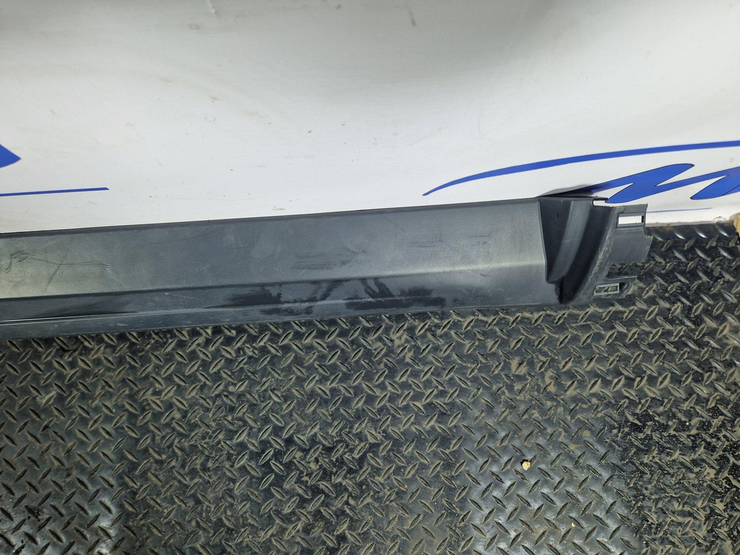 Land Rover Discovery Sport Side Skirt Sill Right Side Genuine FK7210154AD