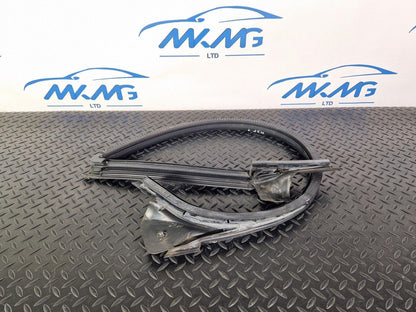 15-18 AUDI A7 4G GENUINE OEM FRONT LEFT  N/S UPPER DOOR RUBBER SEAL 4G8845353J
