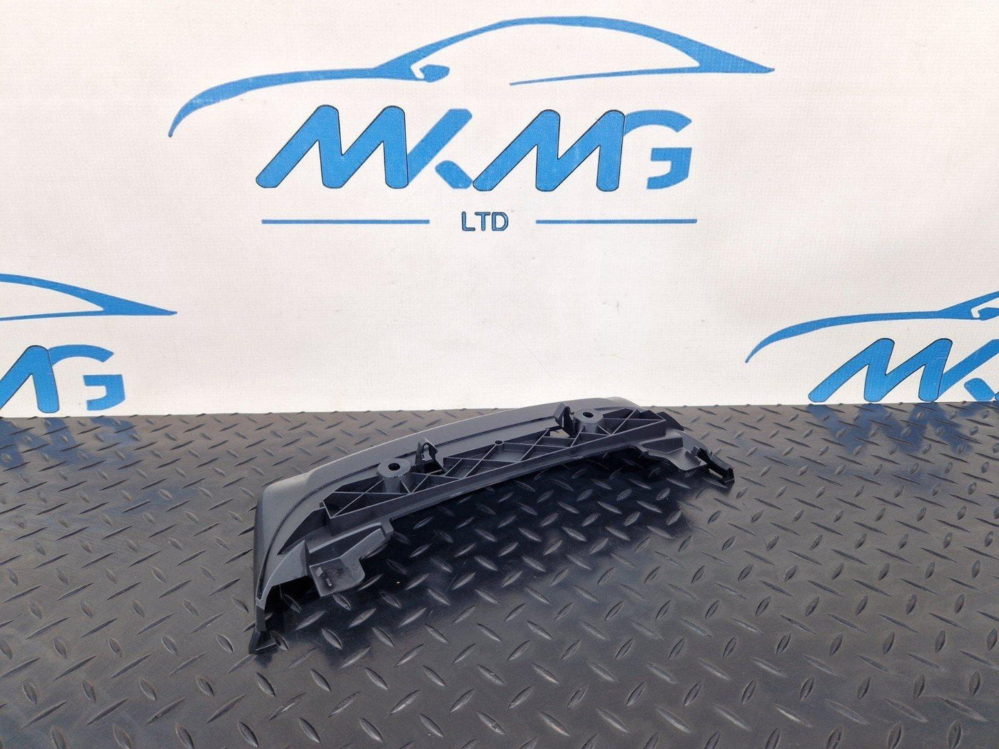 11-18 BMW 6 SERIES F06 GENUINE FRONT DASHBOARD TRIM 202000243