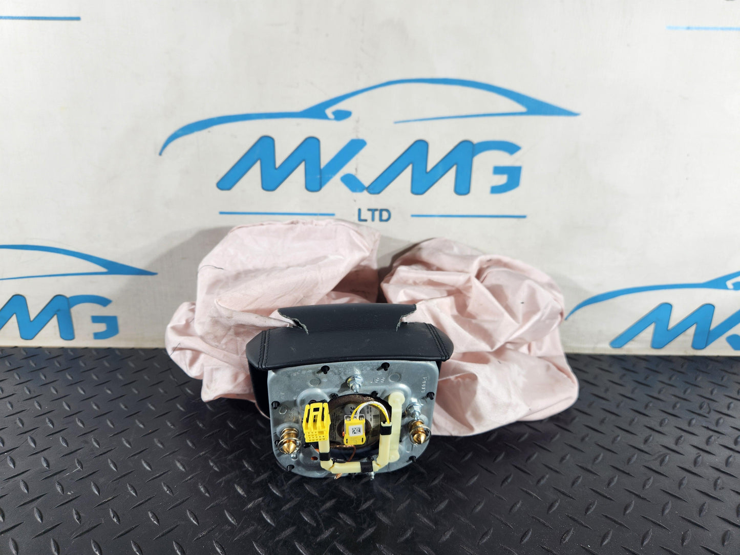 Land Rover Range Rover Evoque L551 SUV Deployed Safety Bag M8D2-043B13-GC8PVJ