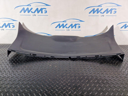 19-ON MERCEDES BENZ B CLASS W247 GENUITAILGATE BOOT PANEL COVER TRIM A2477402300