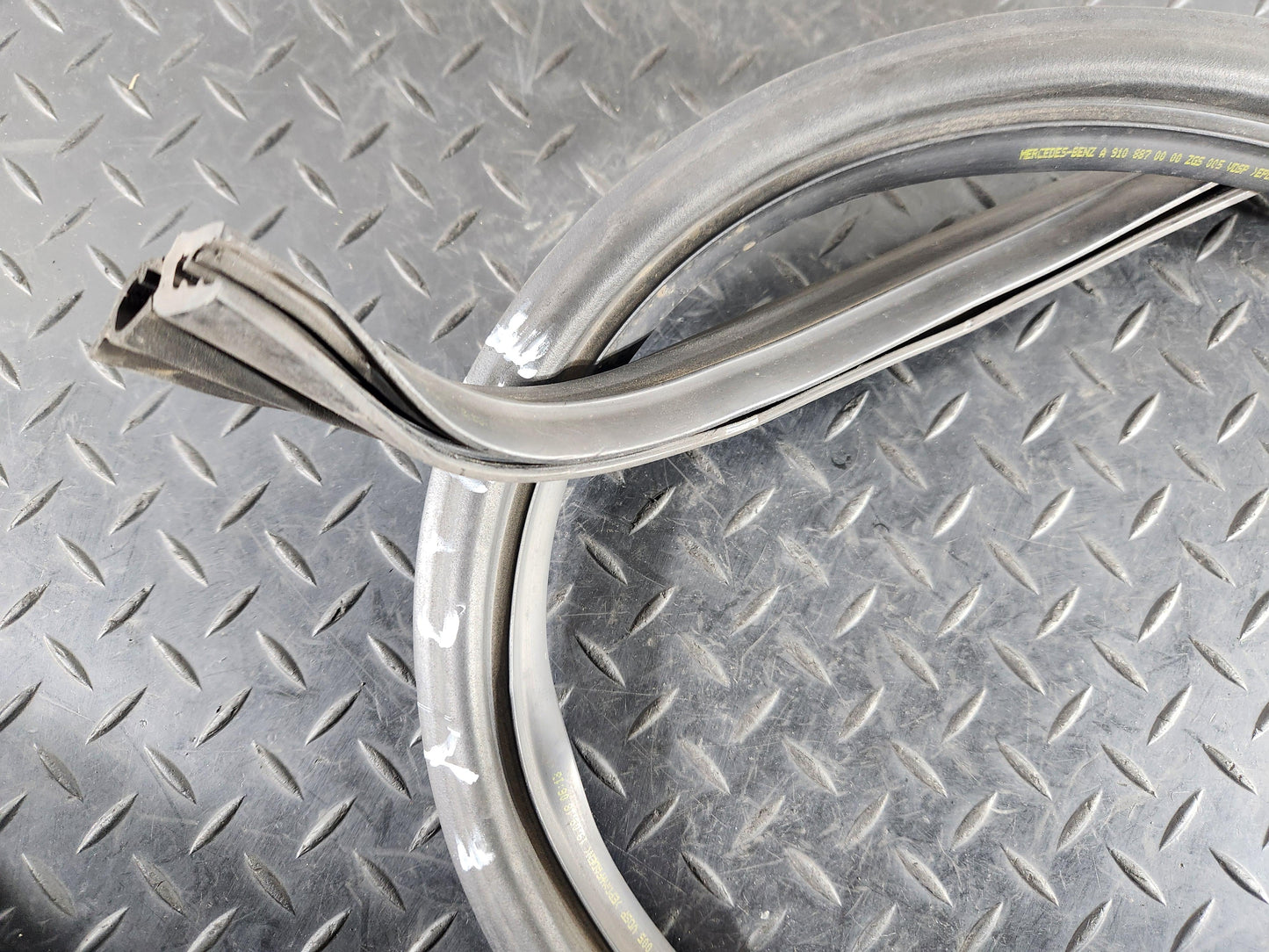 Mercedes-Benz Sprinter W907 Standard Cargo Van Bonnet Rubber Seal A9108870000