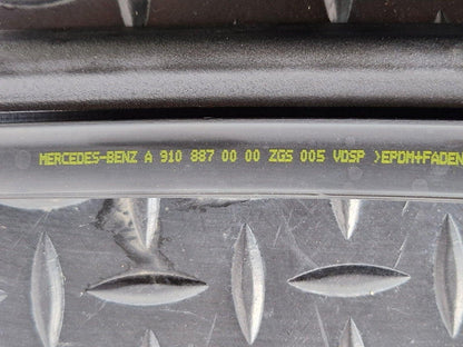 18-ON MERCEDES BENZ SPRINTER W907 OEM BONNET RUBBER SEAL A9108870000