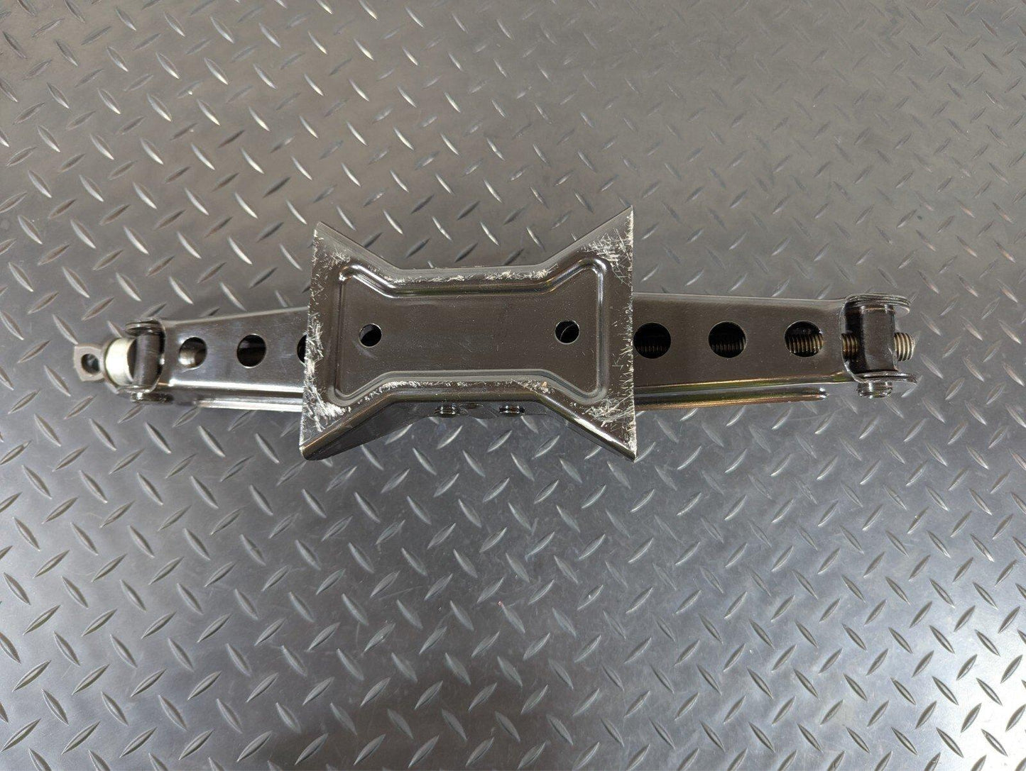 12-18 AUDI A6 C7 CAR LIFTING JACK 5N0011031E