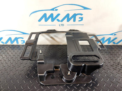 19-ON RANGE ROVER EVOQUE L551 FLOOR MOUNT BRACKET K8D2130B14A