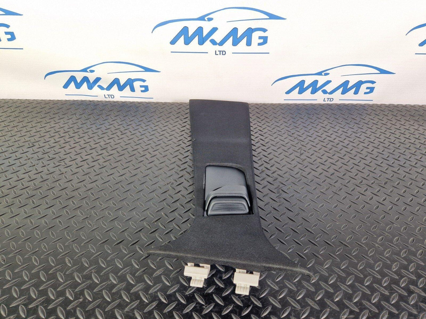 14-21 MERCEDES BENZ C300h W205 PASSENGER SIDE B PILLAR COVER A2056900930