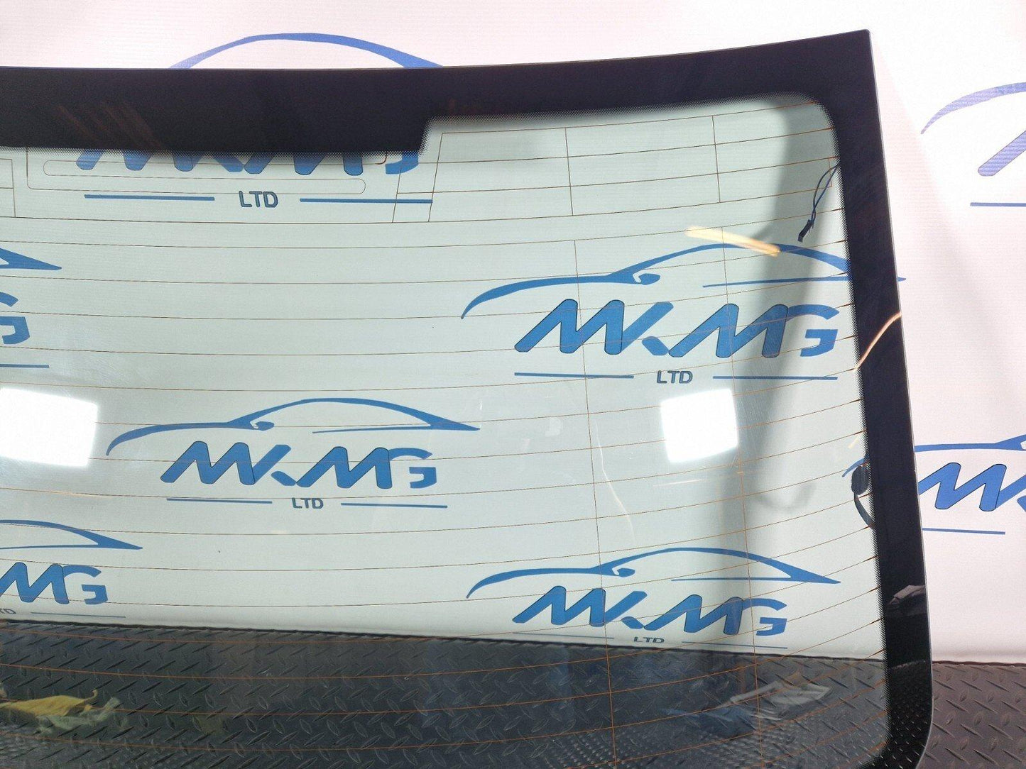 16-19 AUDI A4 B9 REAR WINDSHIELD WINDSCREEN WINDOW GLASS 8W5845501