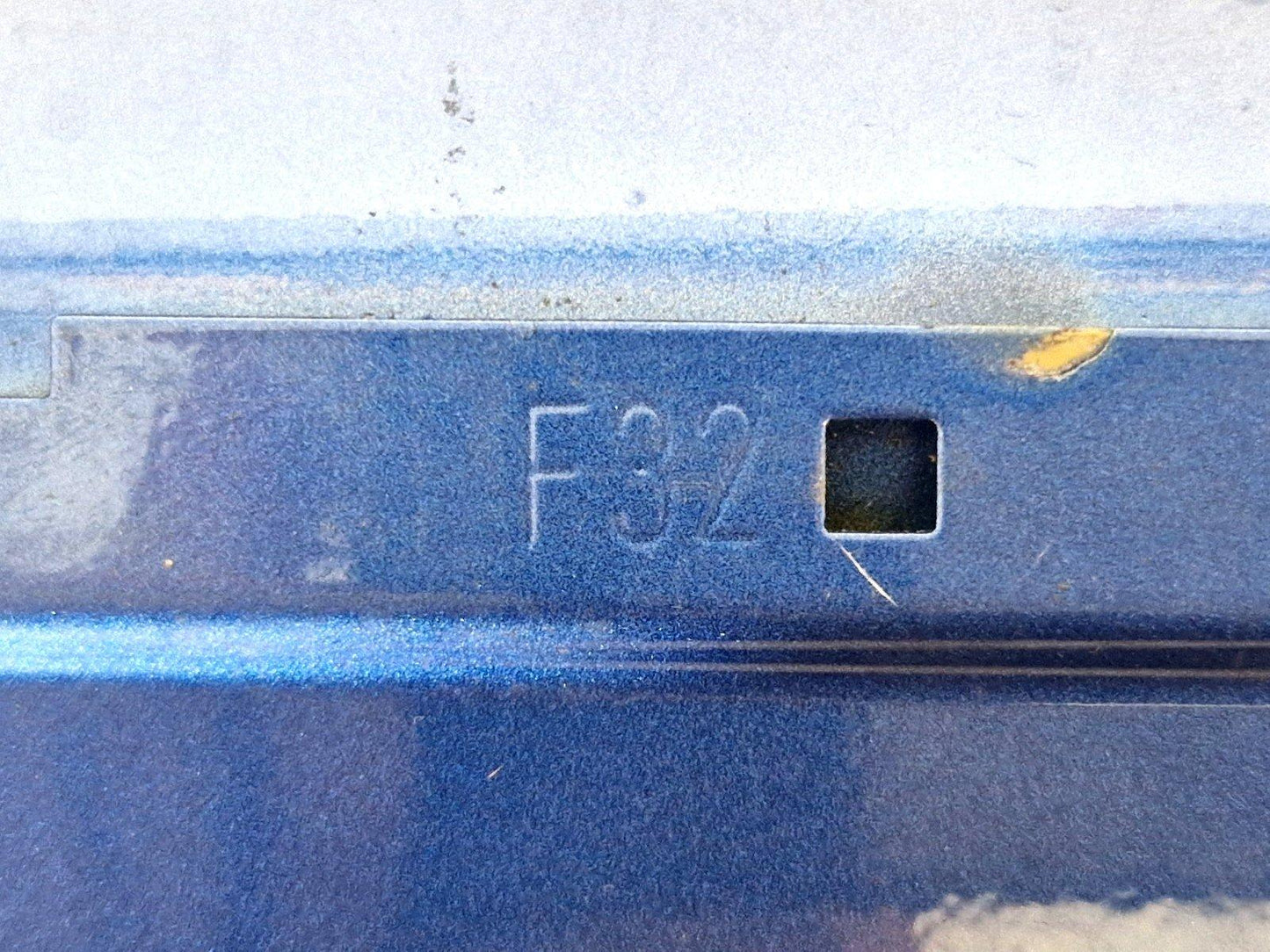 BMW 4 SERIES F32 REAR FUEL TANK FILLER FLAP COVER IN BLUE