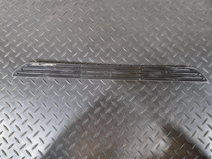 10-13 BMW X5 E70 LCI FRONT ENTRANCE DOOR SILL COVER KICK PLATE TRIM 7205263