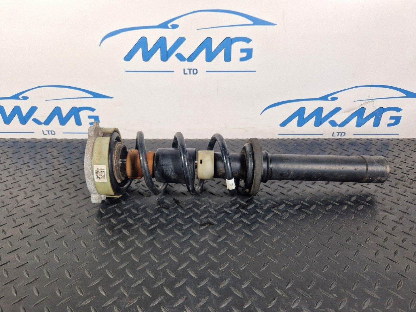 16-19 AUDI A4 B9 FRONT STRUT SHOCK ABSORBER FITS BOTH SIDES 8W0031AK 8W0413031AK