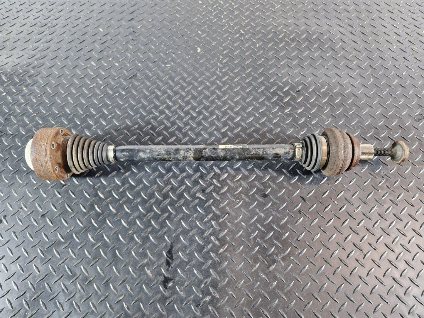 16-19 AUDI A4 B9 GENUINE OEM REAR DRIVESHAFT FITS LEFT & RIGHT 8W0501203D