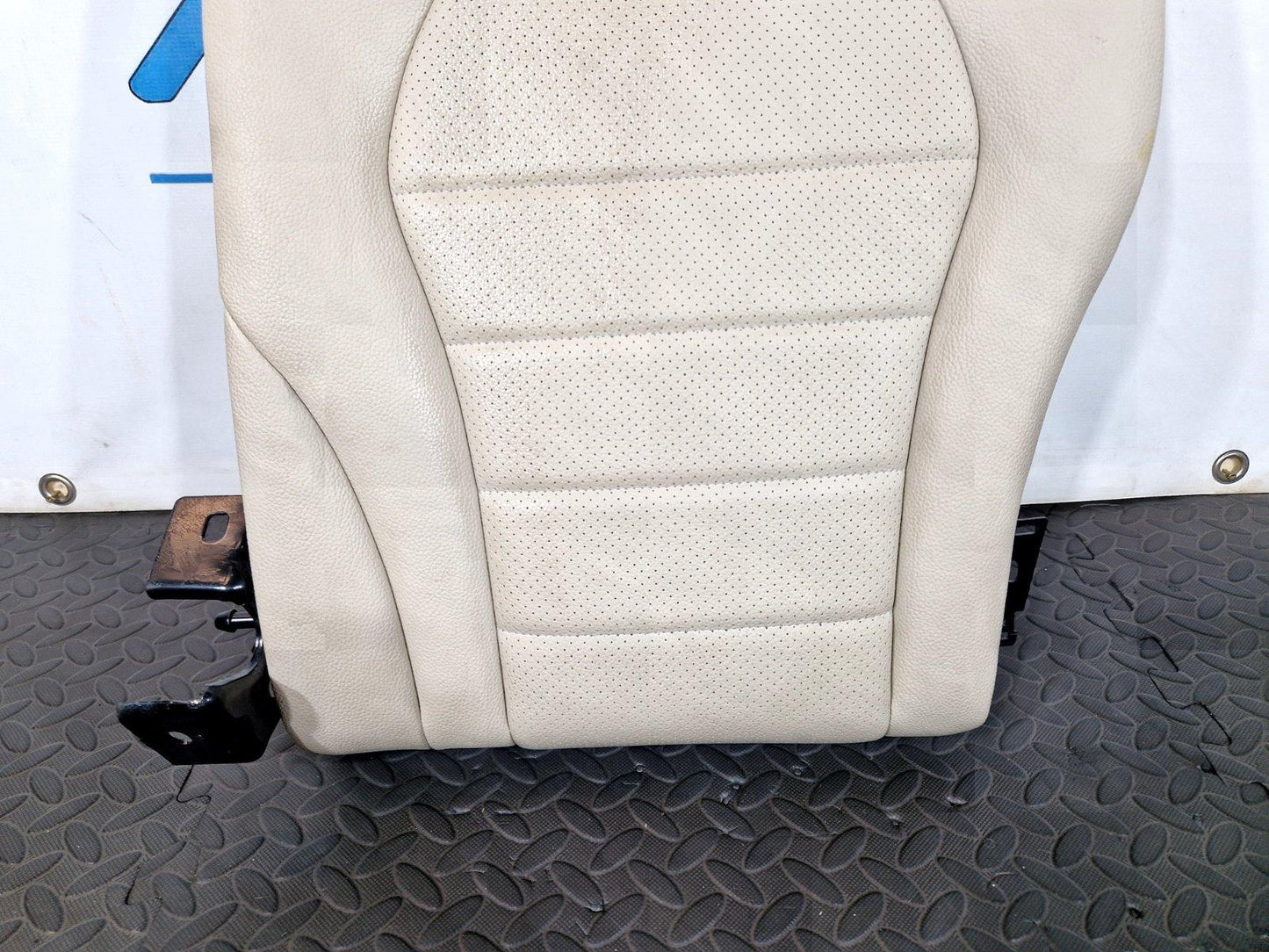 14-21 MERCEDES BENZ C CLASS W205 REAR LEFT N/S LEATHER SEAT BACKREST BEIGE