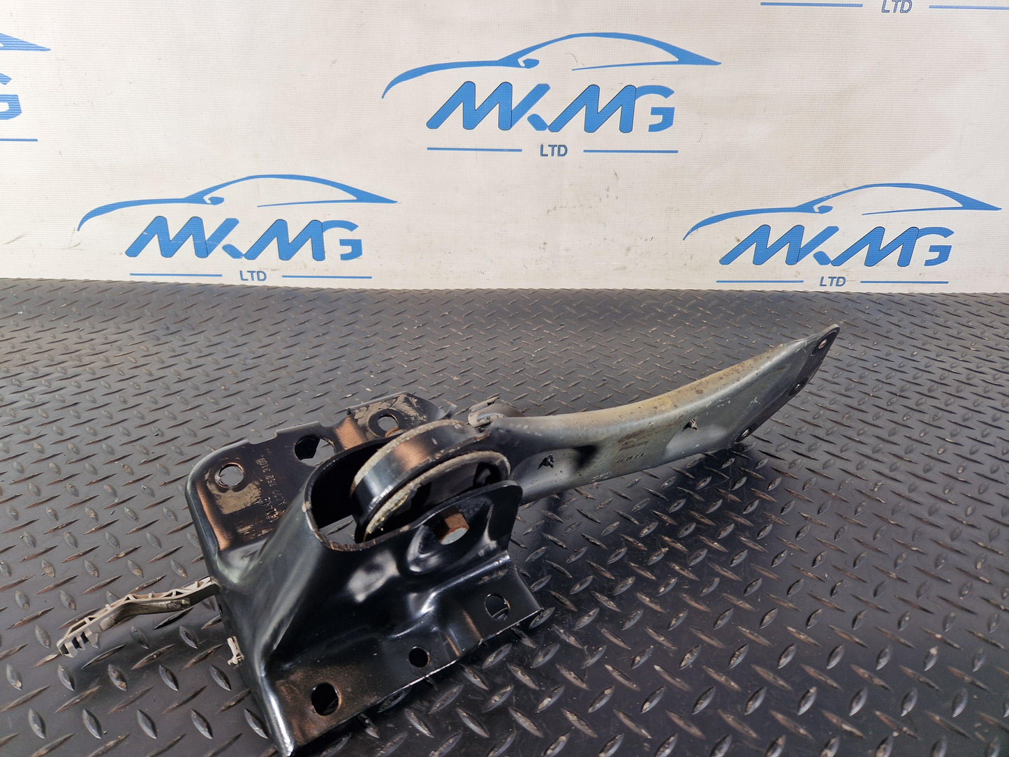 2019 -Mercedes B200d B-Class W247 Rear Left Control Arm A1773523100 A2473520700