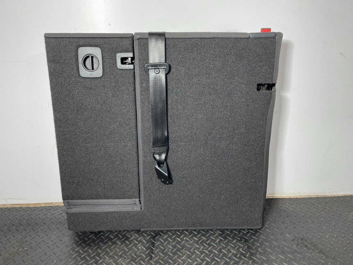 16-19 AUDI A4 B9 GENUINE REAR RIGHT DRIVER SIDE CLOTH  SEAT BACKREST